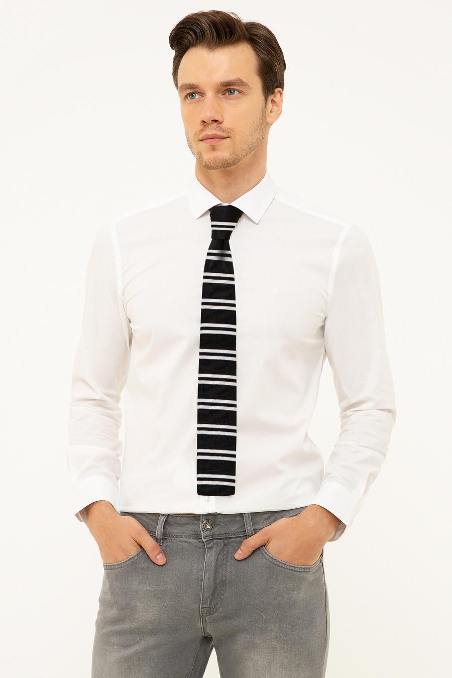 Beyaz Slim Fit Uzun Kollu Basic Gömlek - 50204896004