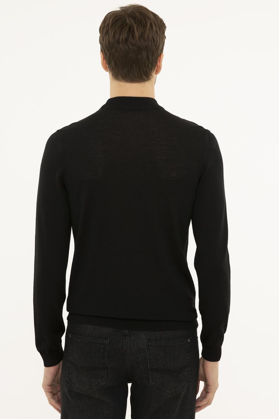 Siyah Slim Fit Çeyrek Balıkçı Yaka Basic Triko Kazak - 50227576001