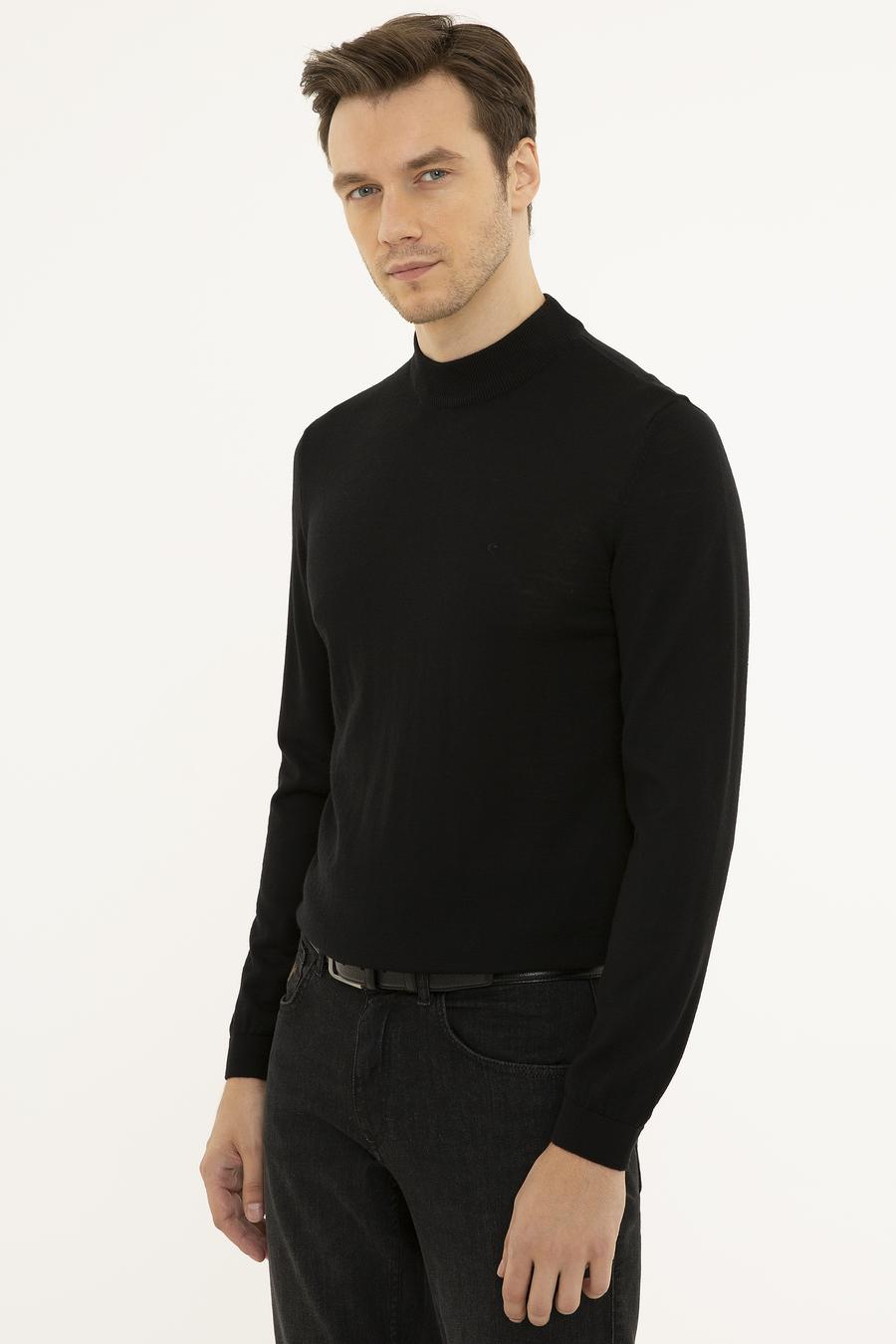 Siyah Slim Fit Çeyrek Balıkçı Yaka Basic Triko Kazak - 50227576001