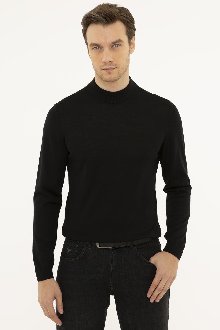 Siyah Slim Fit Çeyrek Balıkçı Yaka Basic Triko Kazak - 50227576001
