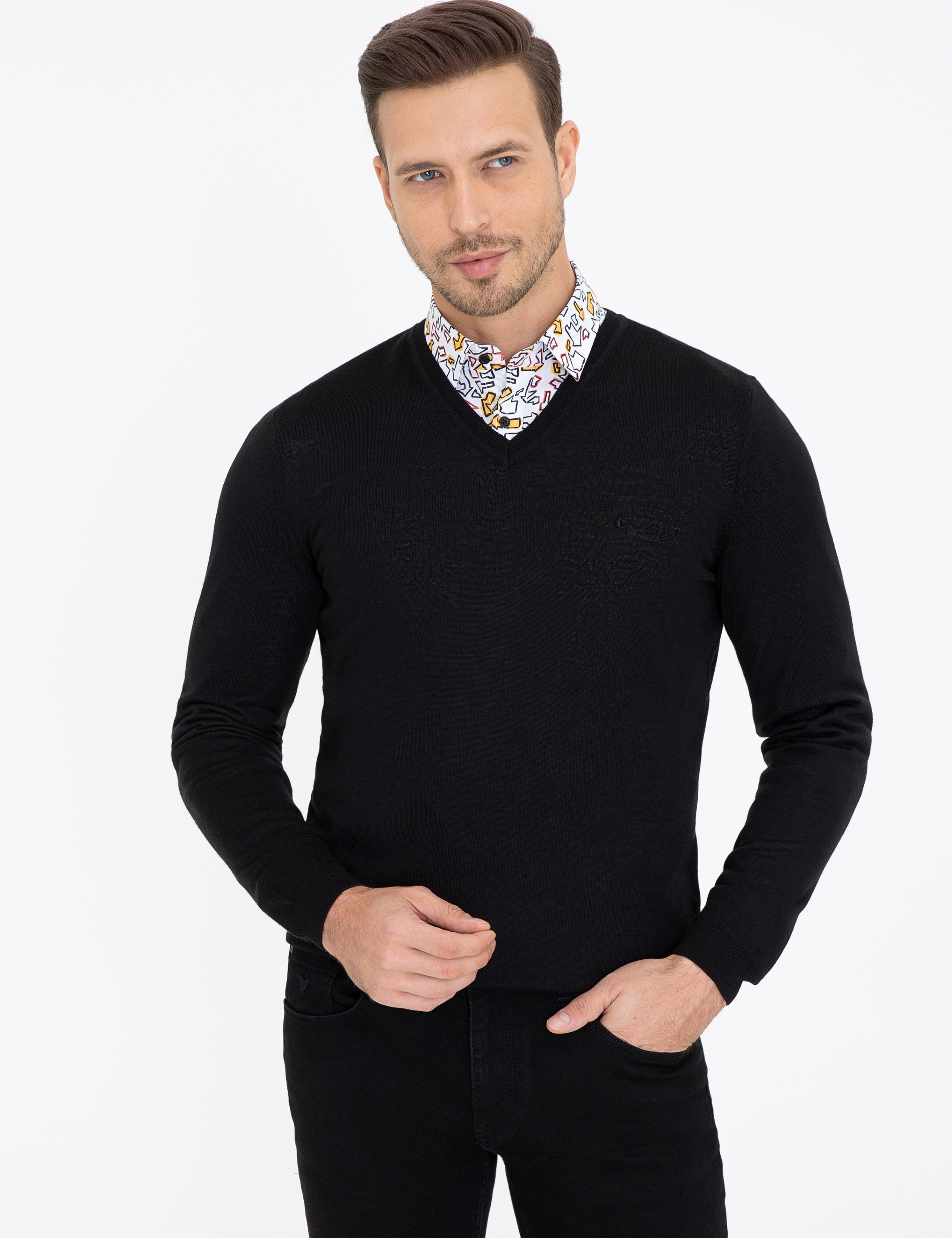 Siyah Slim Fit V Yaka Basic Triko Kazak - 50237053005