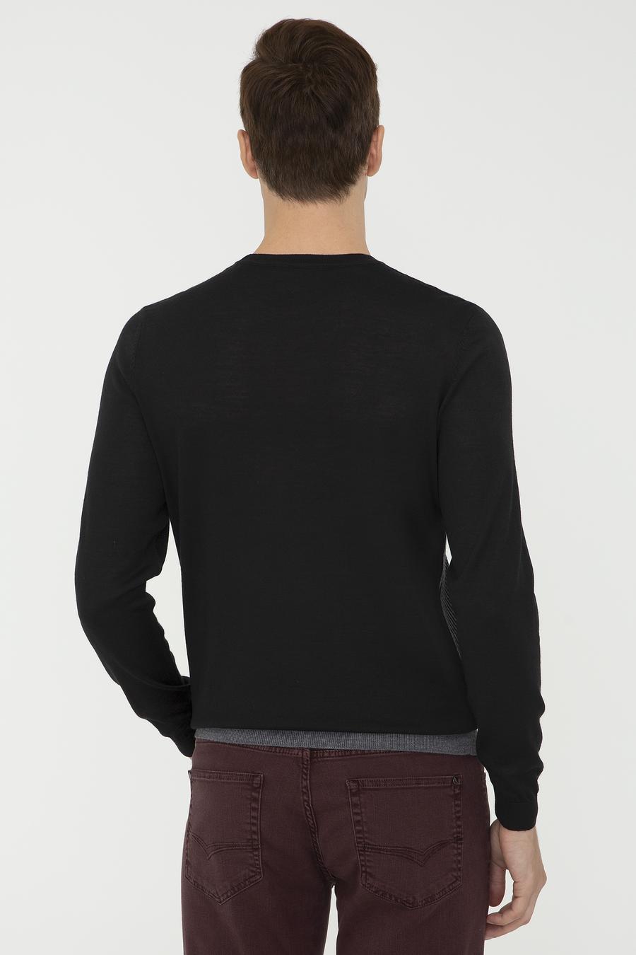 Siyah Slim Fit Bisiklet Yaka Triko Kazak - 50239443003