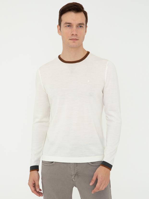 Ekru Regular Fit Bisiklet Yaka Triko Kazak