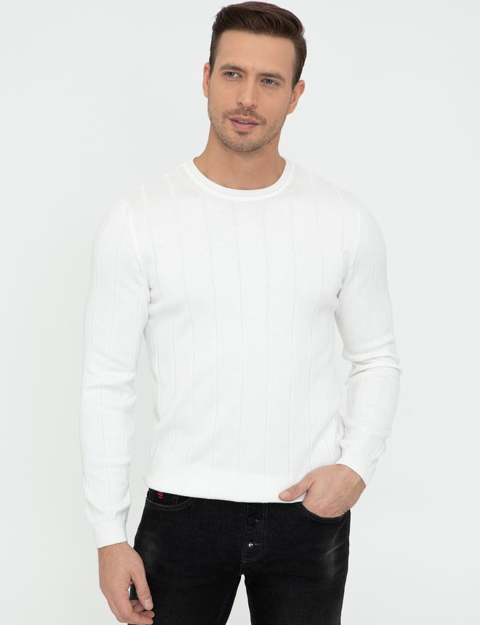 Ekru Slim Fit Bisiklet Yaka Triko Kazak
