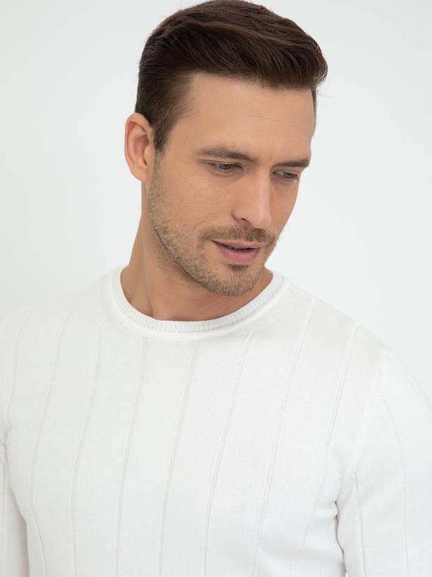 Ekru Slim Fit Bisiklet Yaka Triko Kazak