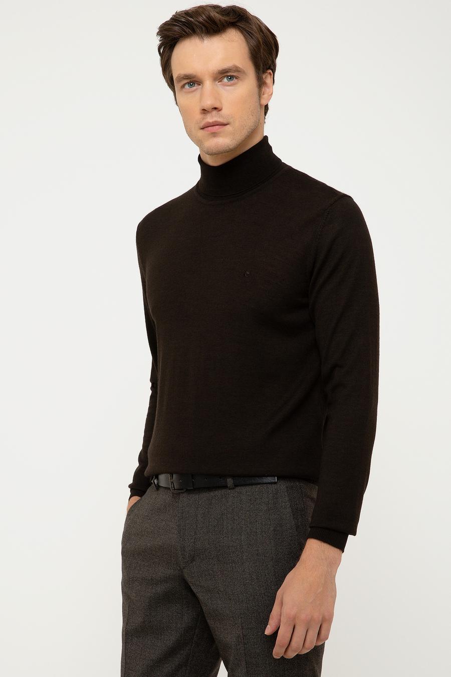 Koyu Kahverengi Slim Fit Balıkçı Yaka Basic Triko Kazak - 50211329081