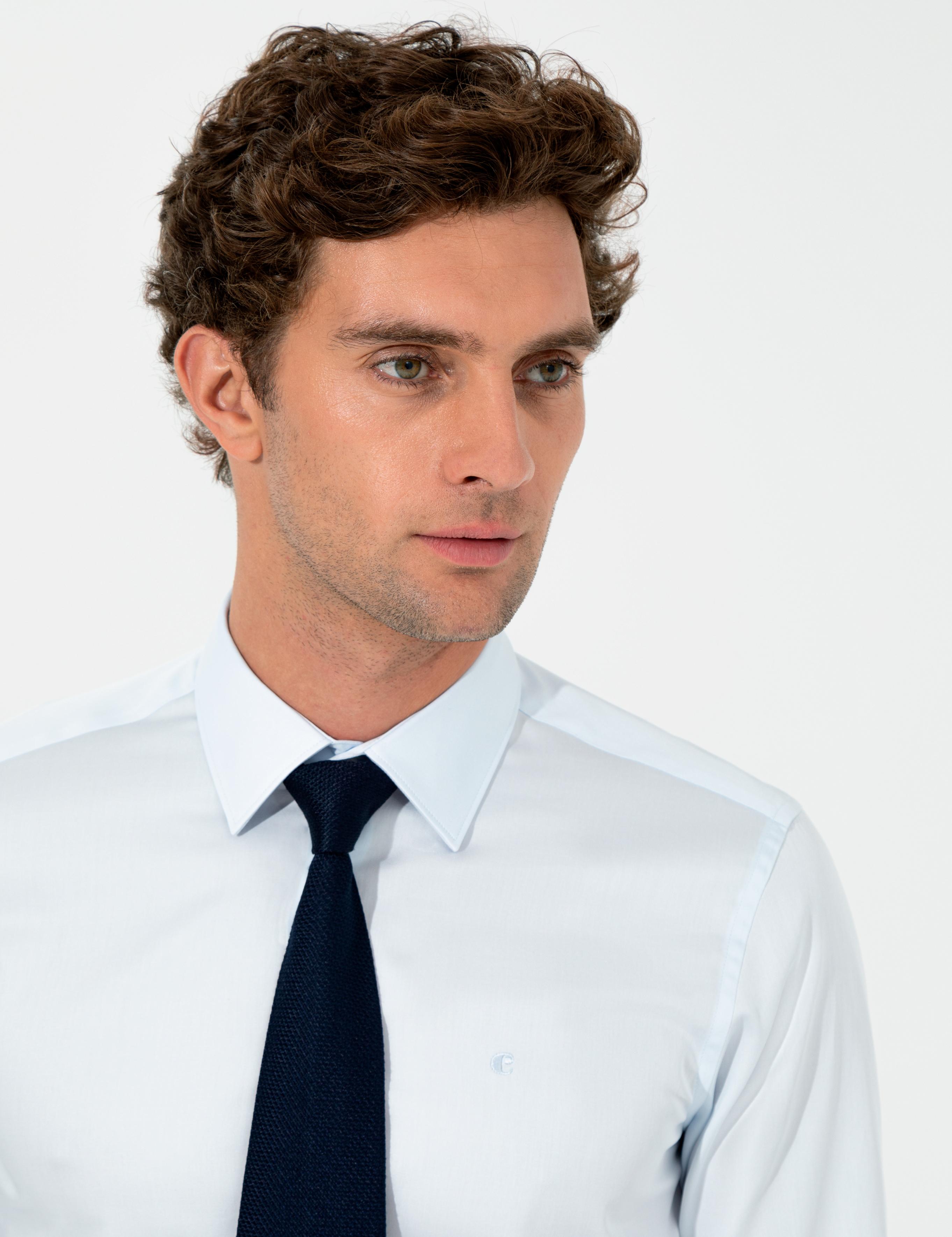Açık Mavi Slim Fit %100 Pamuk Klasik Yaka  Basic Gömlek - 50261220021