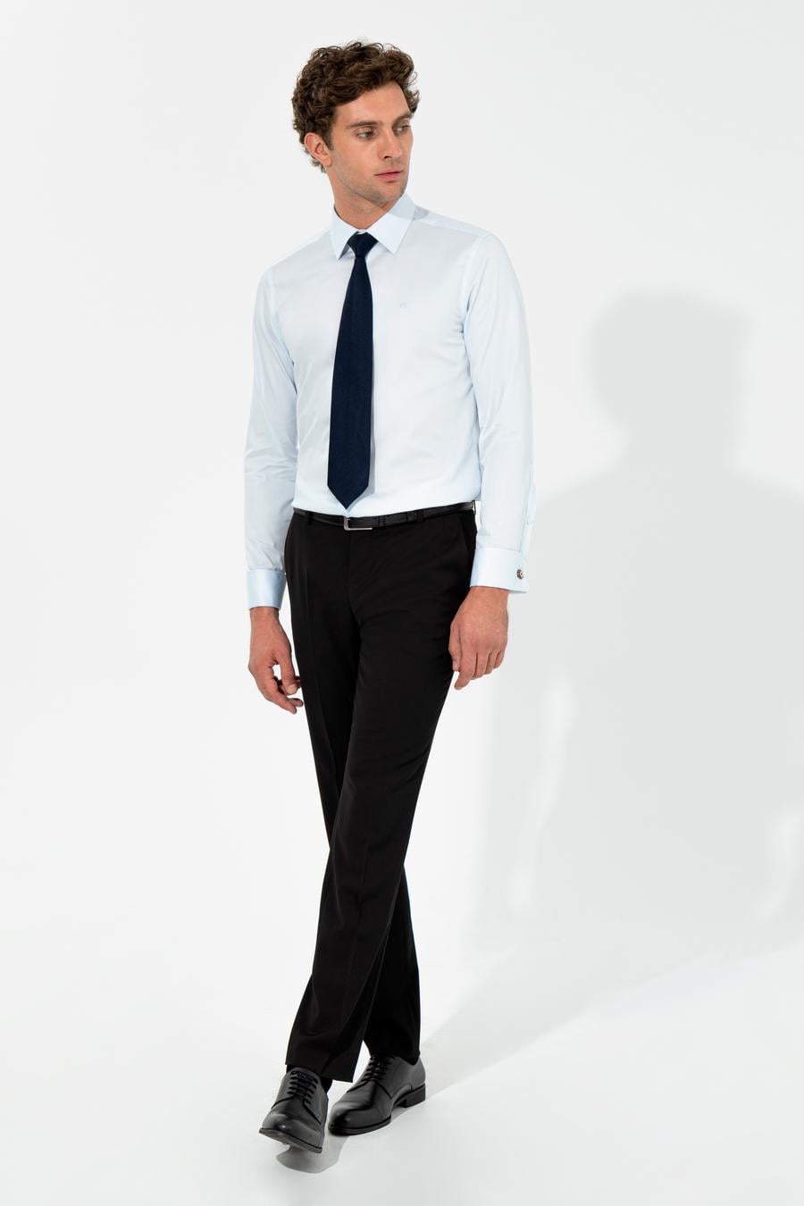 Açık Mavi Slim Fit %100 Pamuk Klasik Yaka  Basic Gömlek - 50261220021