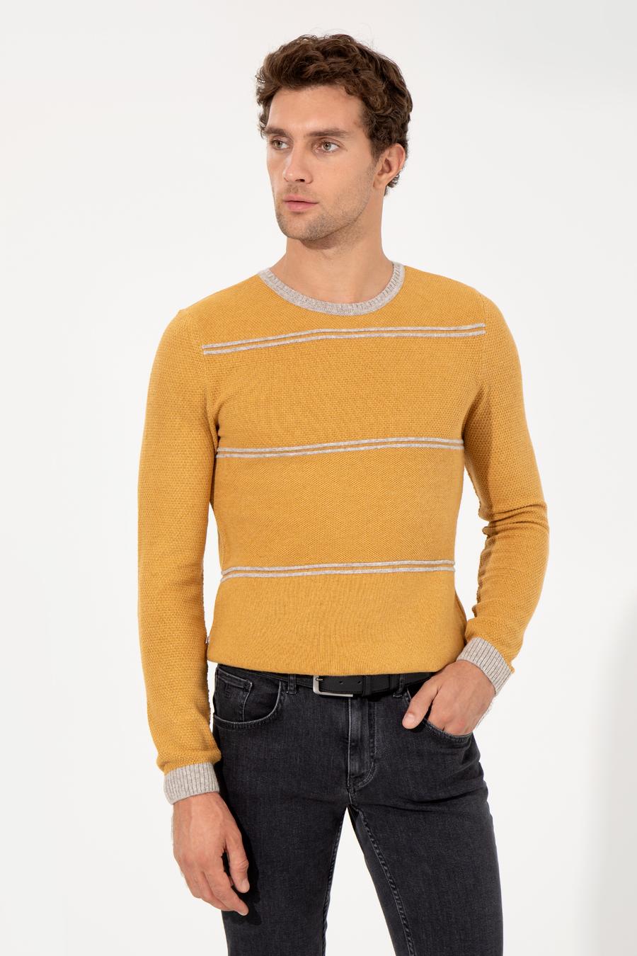 Sarı Slim Fit Yün Karışımlı Bisiklet Yaka Triko Kazak - 50258829003