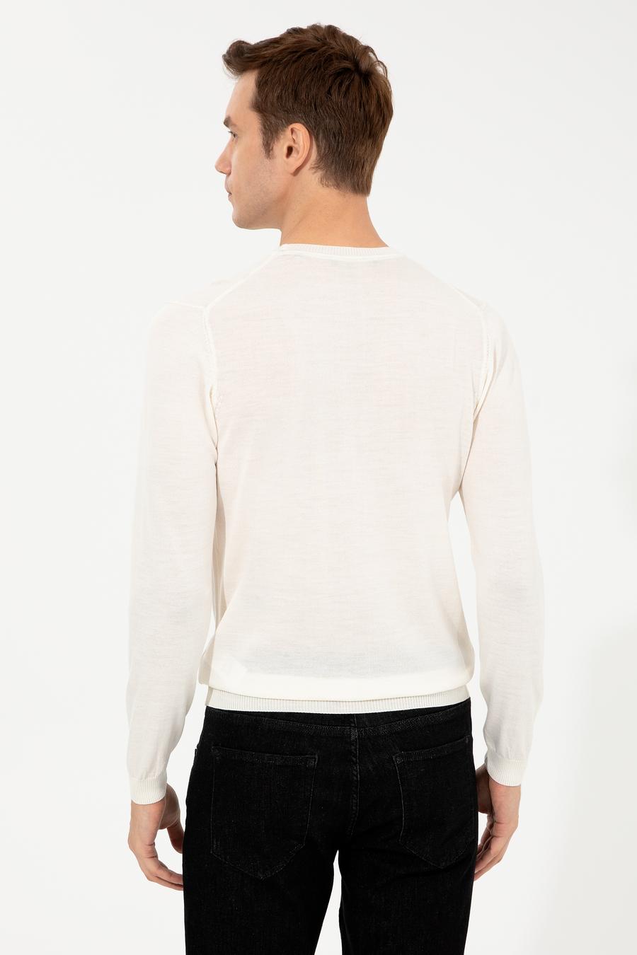Beyaz Slim Fit Bisiklet Yaka Basic Triko Kazak - 50257398216