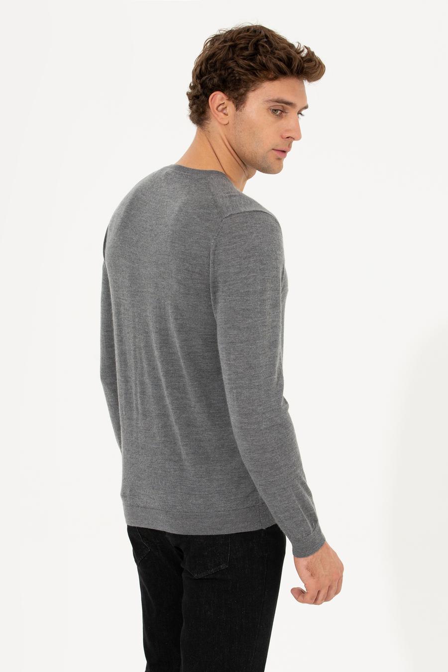 Gri Slim Fit Bisiklet Yaka Yün Kaşmir Karışımlı Triko Kazak - 50260321044