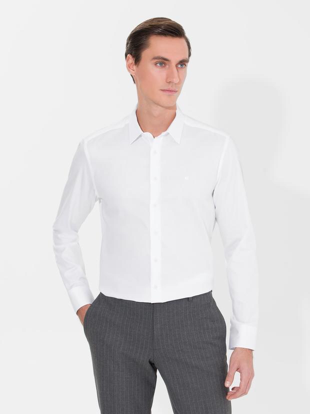 Beyaz Slim Fit Uzun Kollu Basic Gömlek