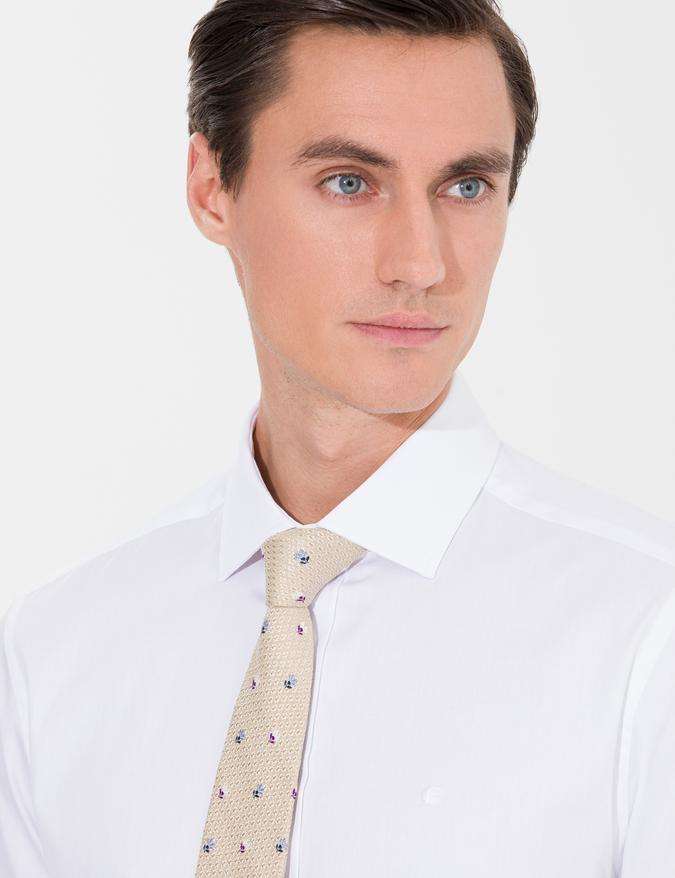 Beyaz Slim Fit Uzun Kollu Basic Gömlek
