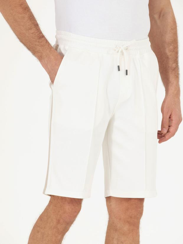 Ekru Slim Fit Örme Şort