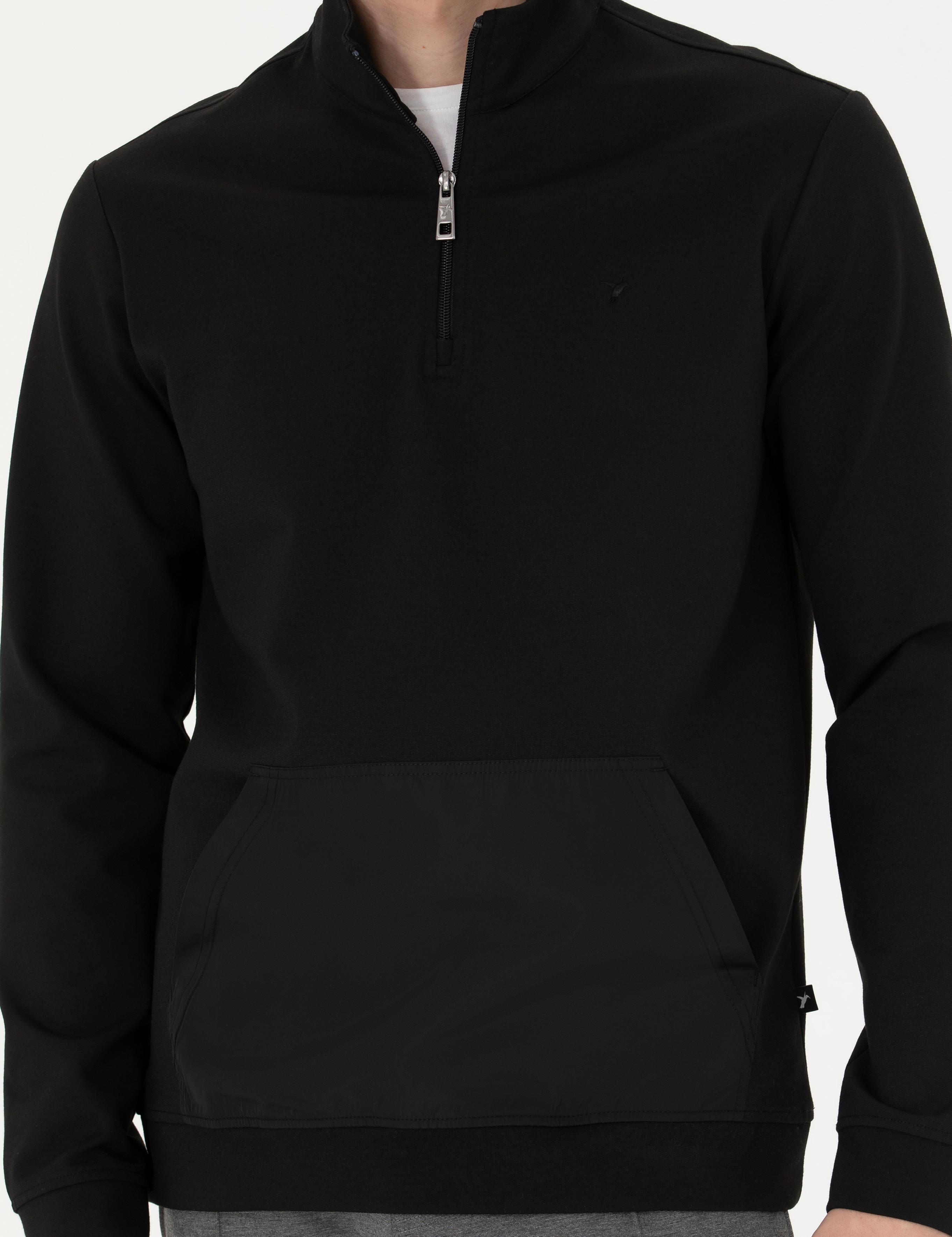 Siyah Regular Fit Yarım Fermuarlı Cepli Sweatshirt - 50276174005