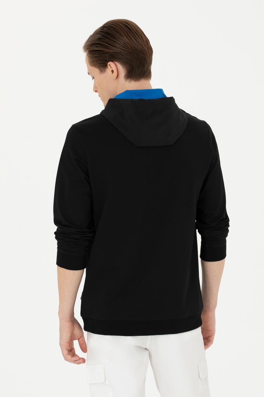 Siyah Regular Fit Pamuk Karışımlı Kapüşonlu Sweatshirt - 50272525019
