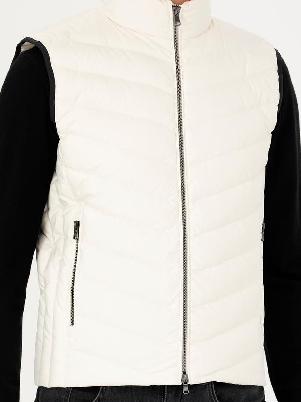 Ekru Slim Fit İnce Kapitone Mont Yelek