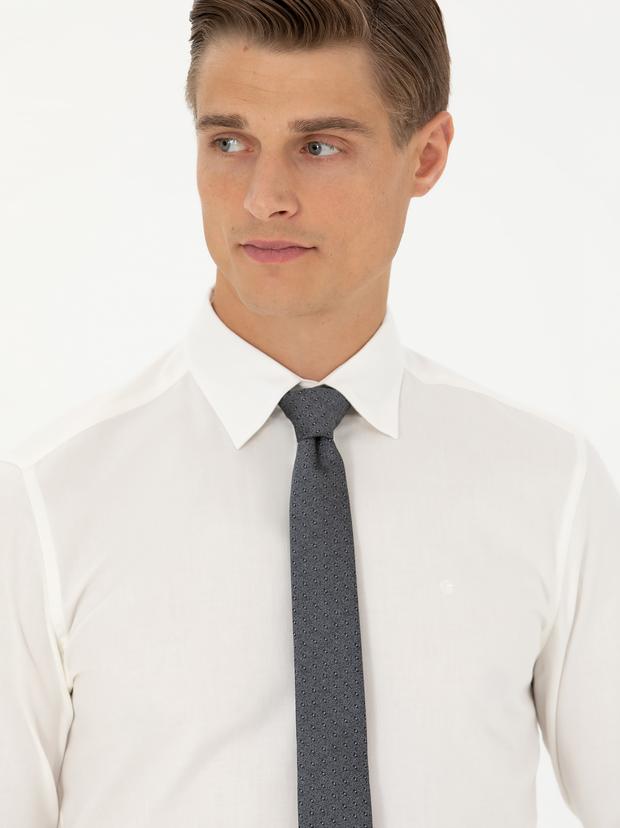 Beyaz Slim Fit Uzun Kollu Klasik Gömlek