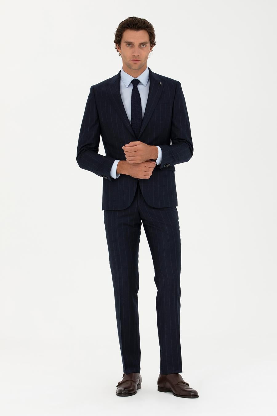 Lacivert Slim Fit %100 Yün Çizgili Kırlangıç Yaka Takım Elbise - 50276505026