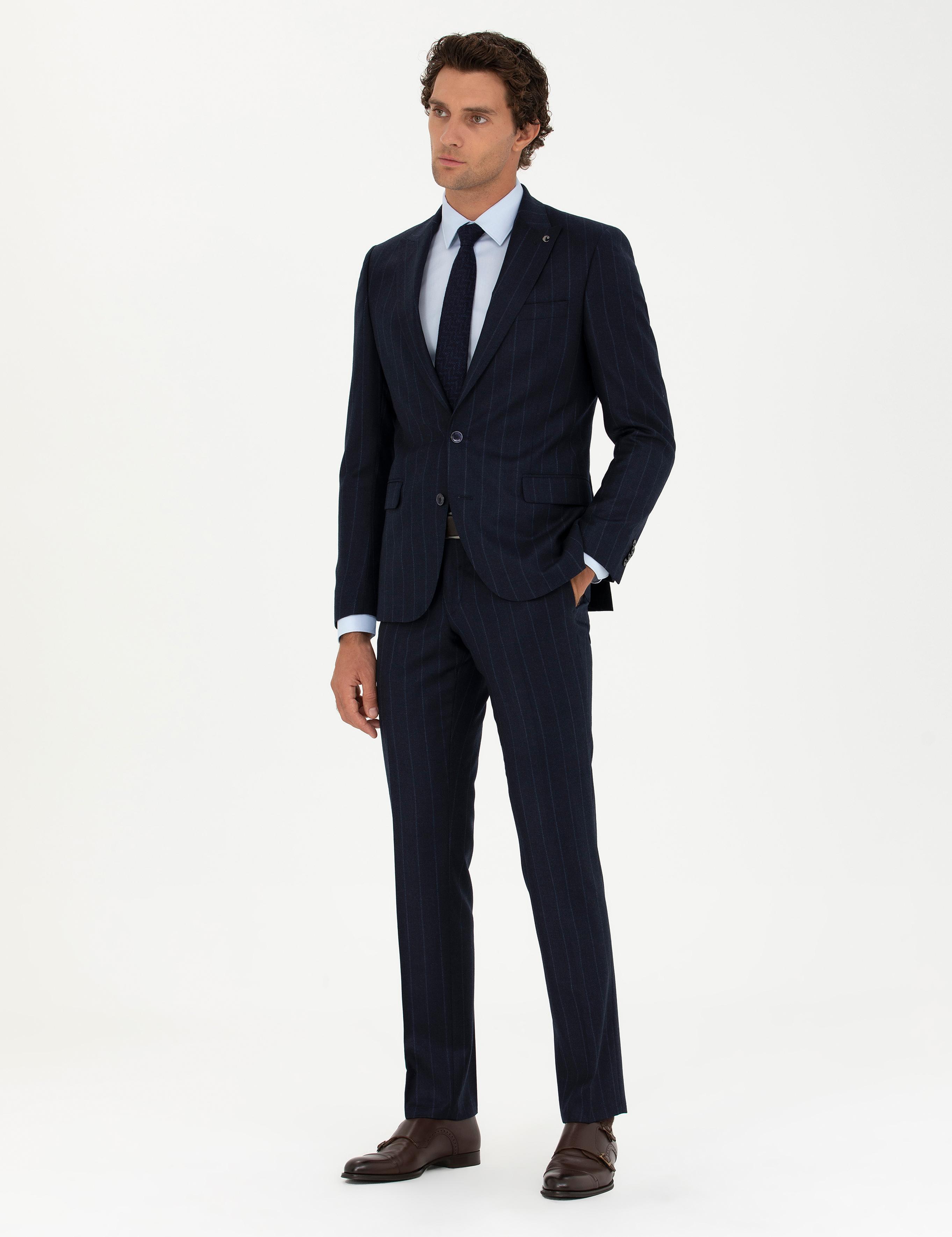 Lacivert Slim Fit %100 Yün Çizgili Kırlangıç Yaka Takım Elbise - 50276505026