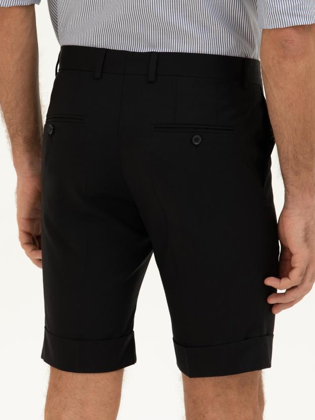 Siyah Slim Fit Şort