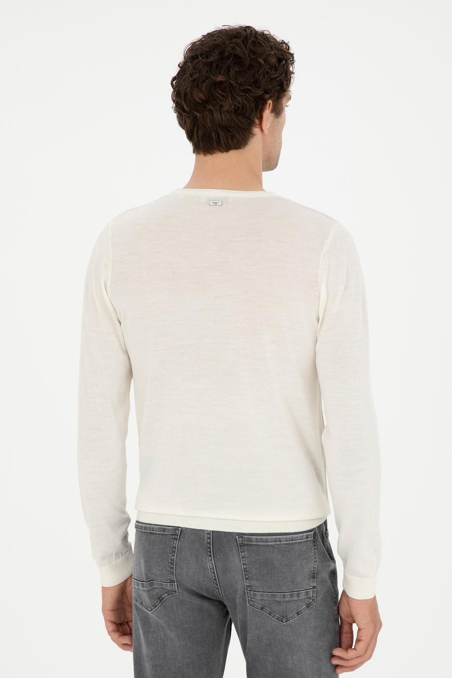 Beyaz Slim Fit Yün Karışımlı Bisiklet Yaka Triko Kazak - 50272084193