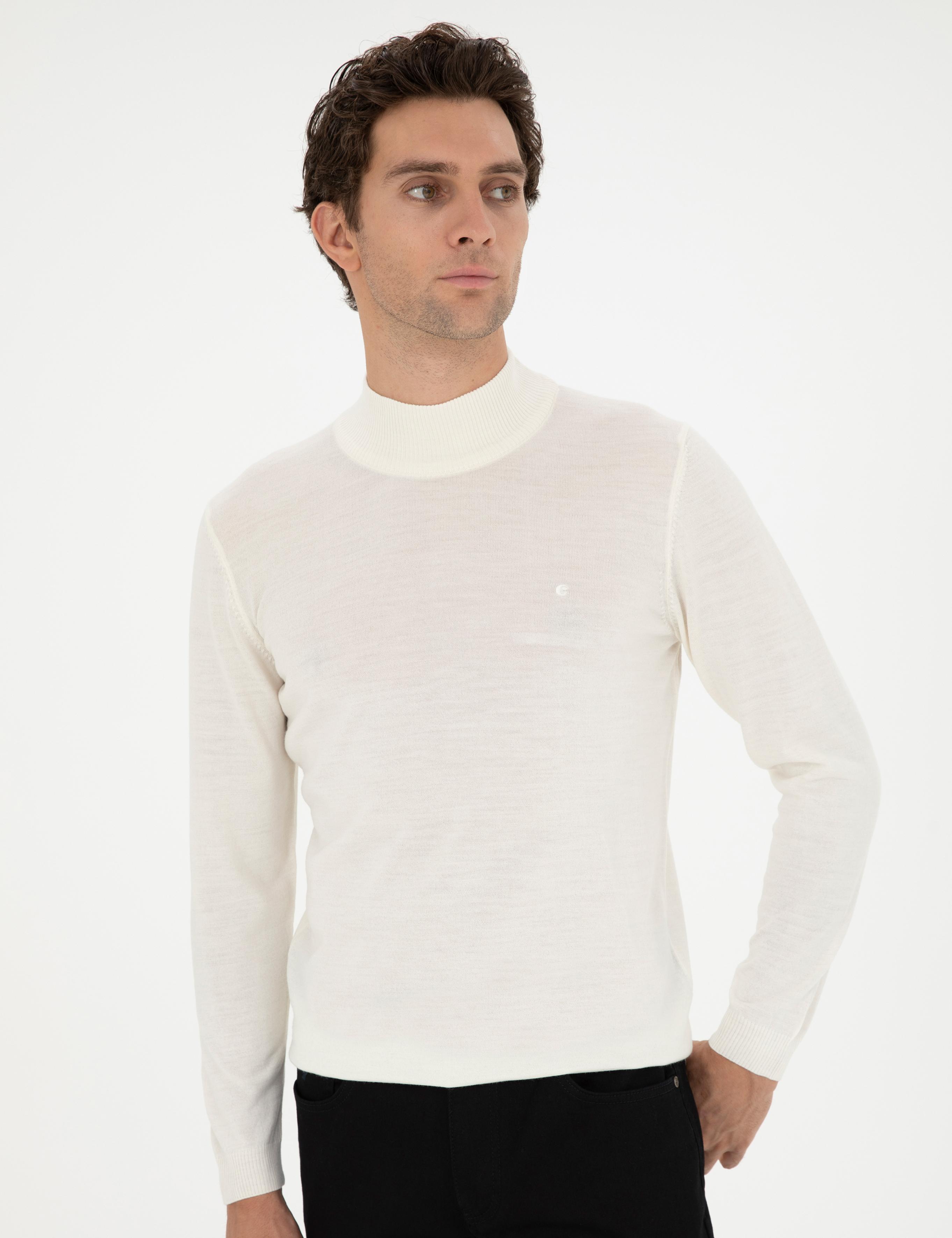 Beyaz Slim Fit Yün Karışımlı Yarım Balıkçı Yaka Basic Triko Kazak - 50270172180