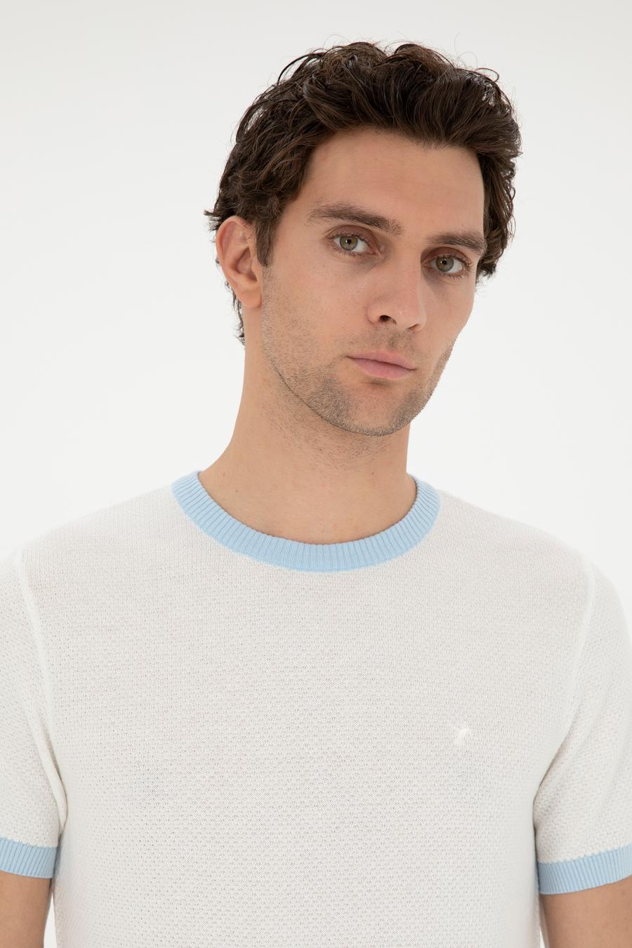 Beyaz Slim Fit Bisiklet Yaka Triko T-Shirt - 50285433085