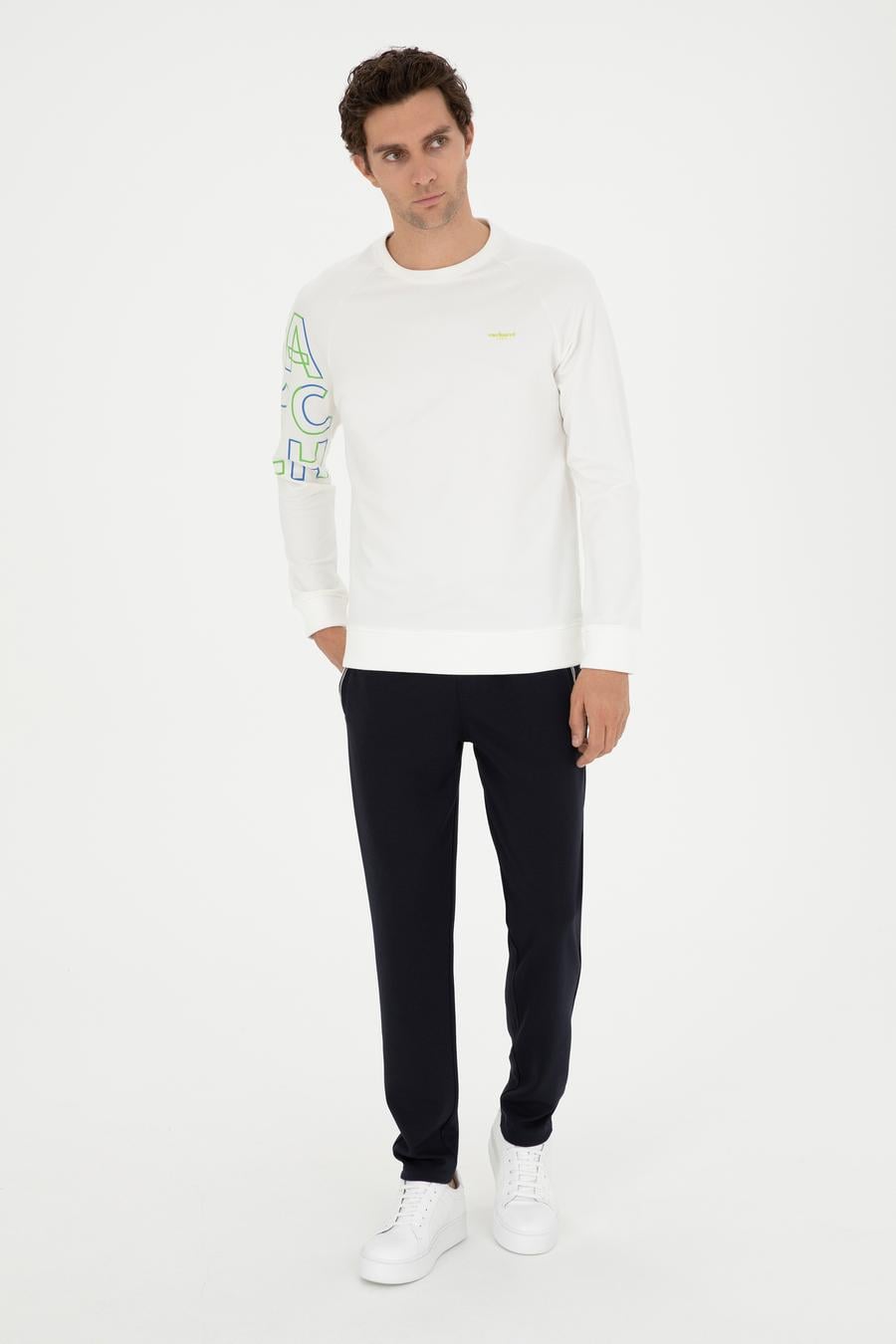 Beyaz Regular Fit Sweatshirt - 50284566026