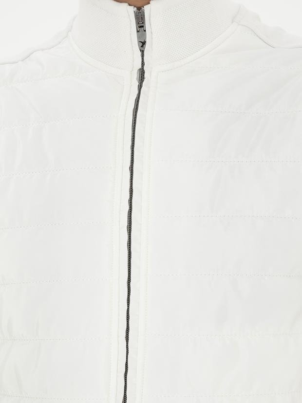 Beyaz Slim Fit İnce Kapitone Mont Yelek