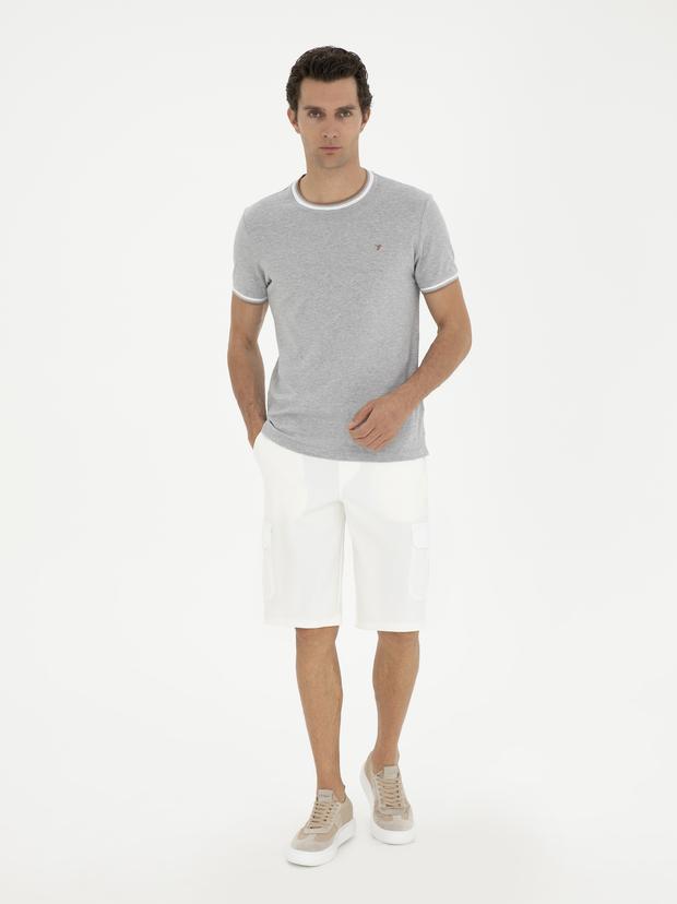 Beyaz Slim Fit Kargo Cepli Şort