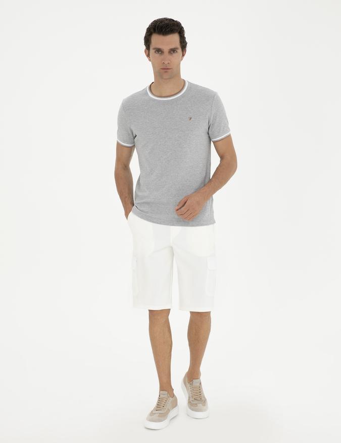 Beyaz Slim Fit Kargo Cepli Şort