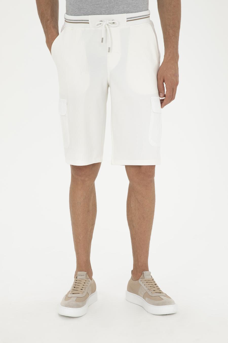 Beyaz Slim Fit Kargo Cepli Şort - 50284605001