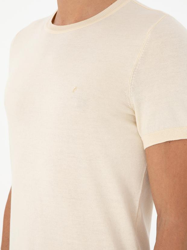 Ekru Slim Fit Bisiklet Yaka %100 Pamuk Triko T-shirt