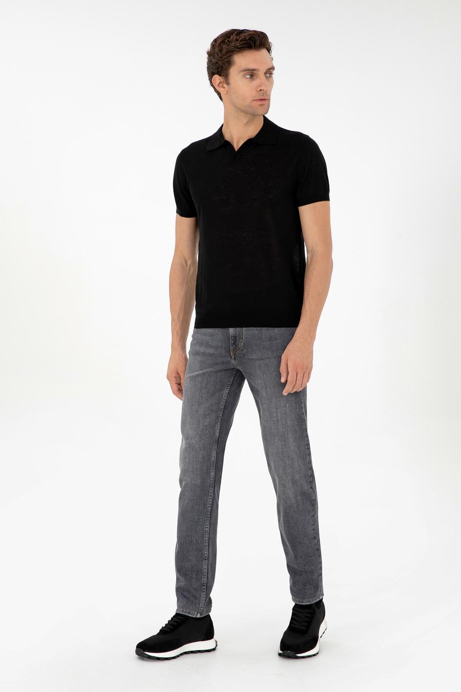 Siyah Slim Fit Keten Karışımlı Apaş Yaka Triko T-shirt - 50303284001