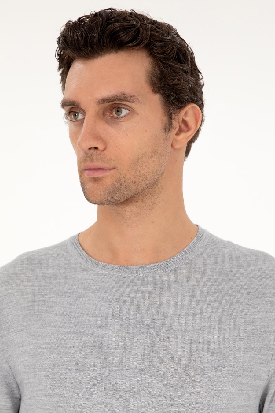 Açık Gri Slim Fit Bisiklet Yaka Yün Karışımlı Basic Triko Kazak - 50293301005