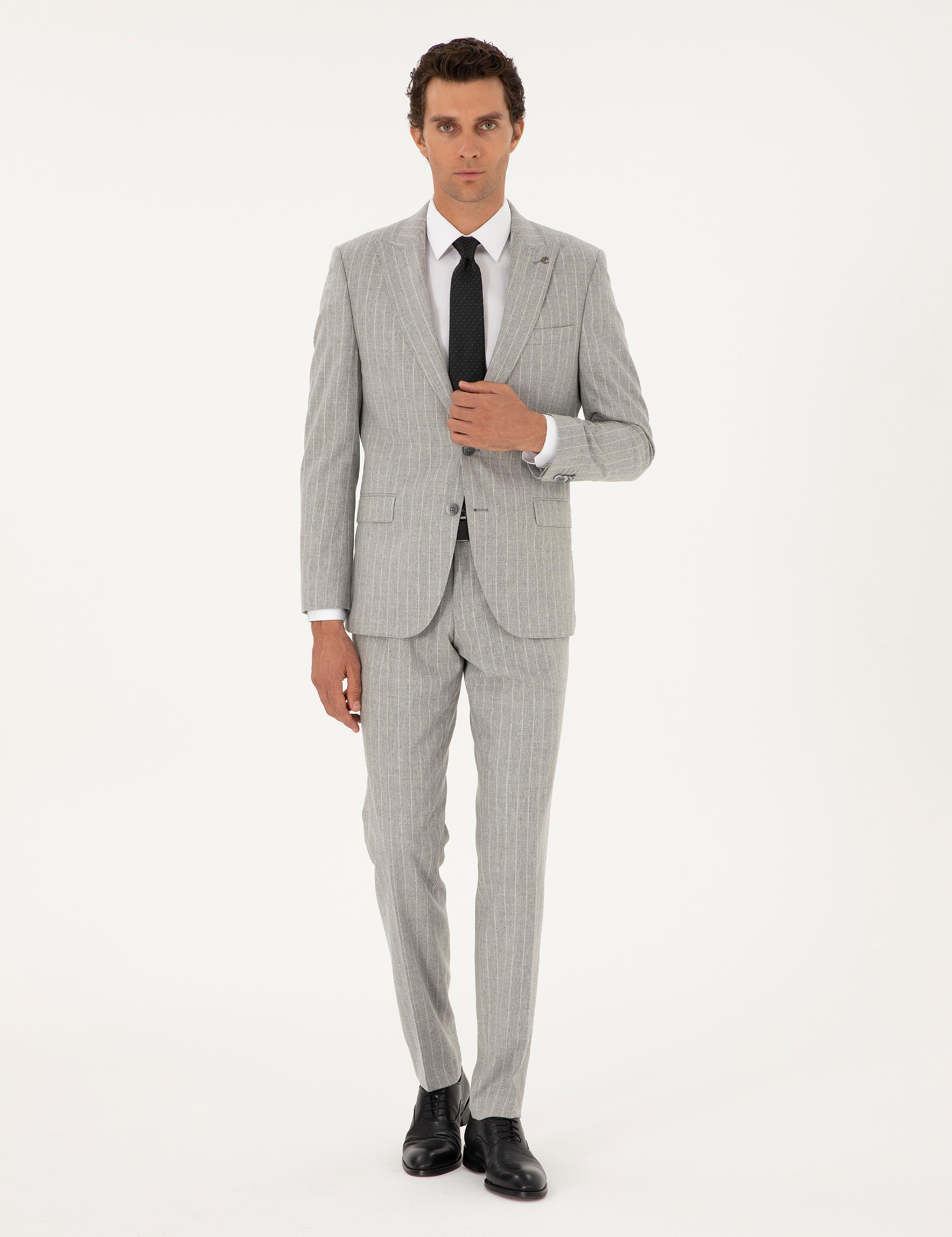 Açık Gri Slim Fit %100 Yün Kırlangıç Yaka Çizgili Takım Elbise - 50291023038