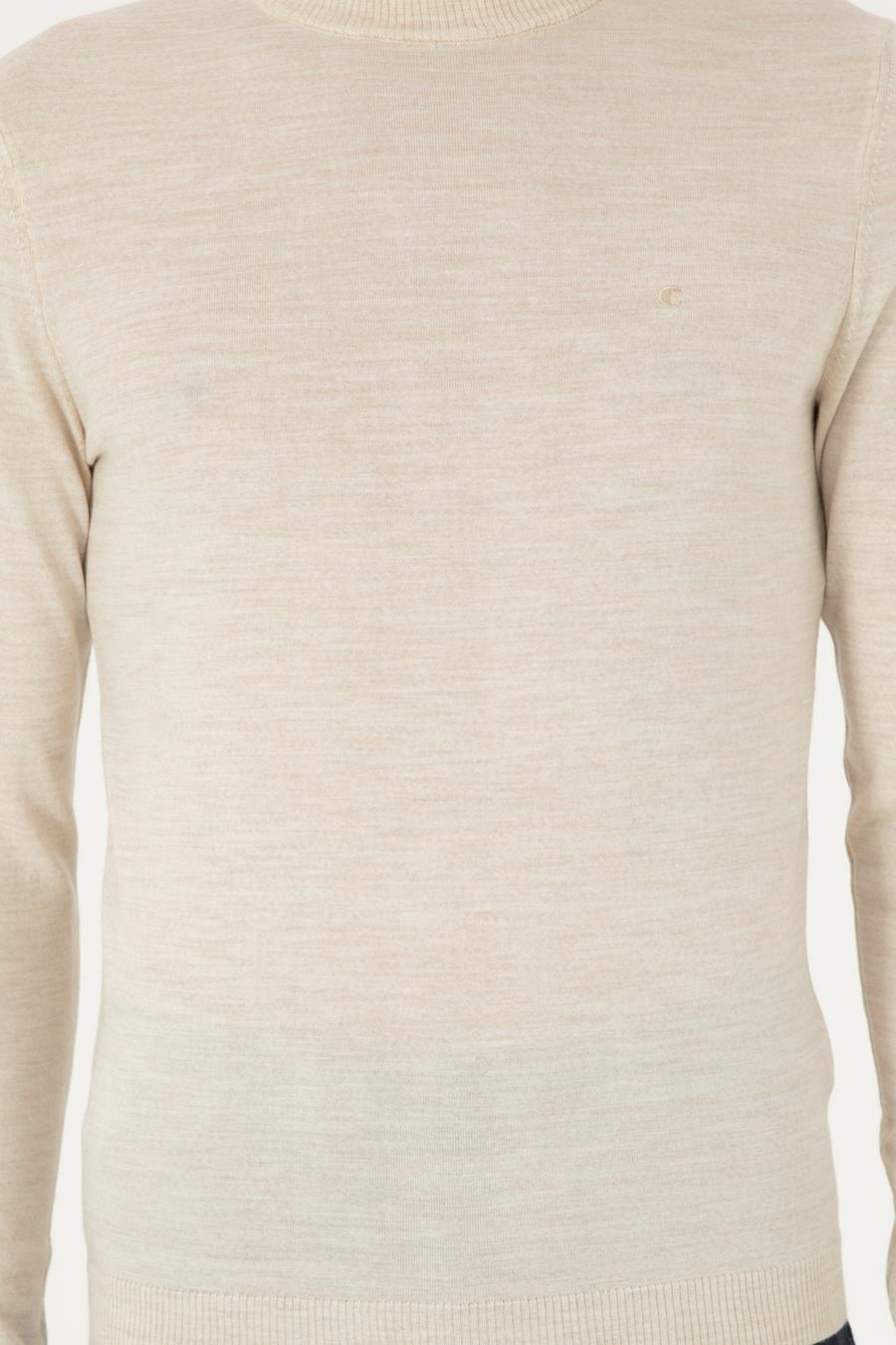 Bej Slim Fit Yün Karışımlı Çeyrek Balıkçı Yaka Basic Triko Kazak - 50296402003