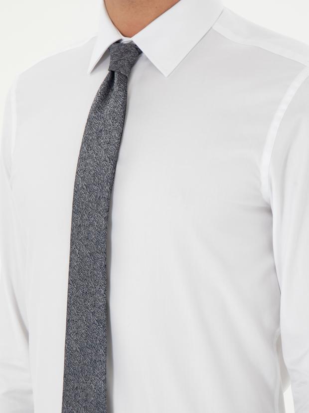 Beyaz Slim Fit Uzun Kollu Gömlek