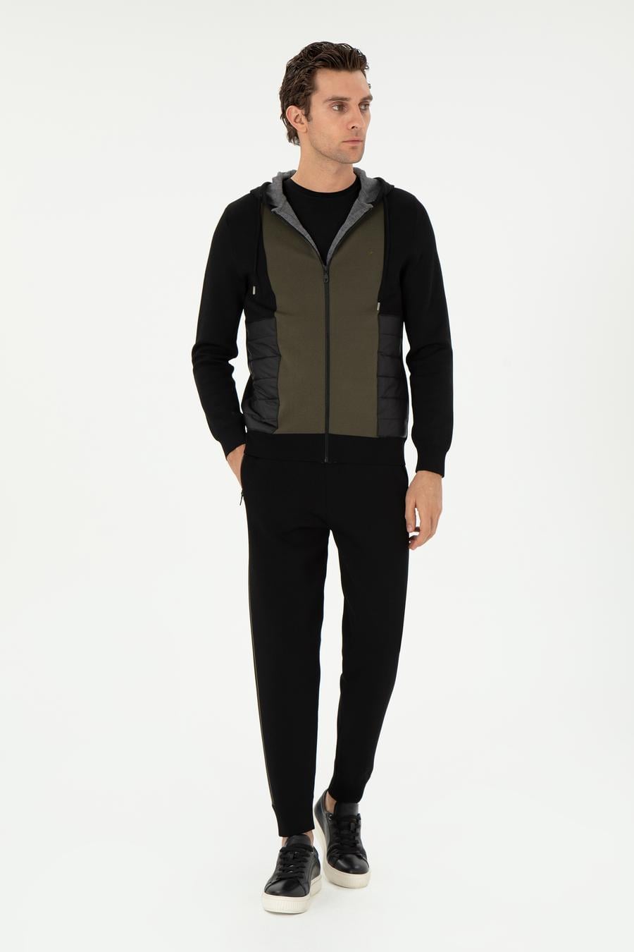 Siyah Regular Fit Triko Hırka - 50292502013