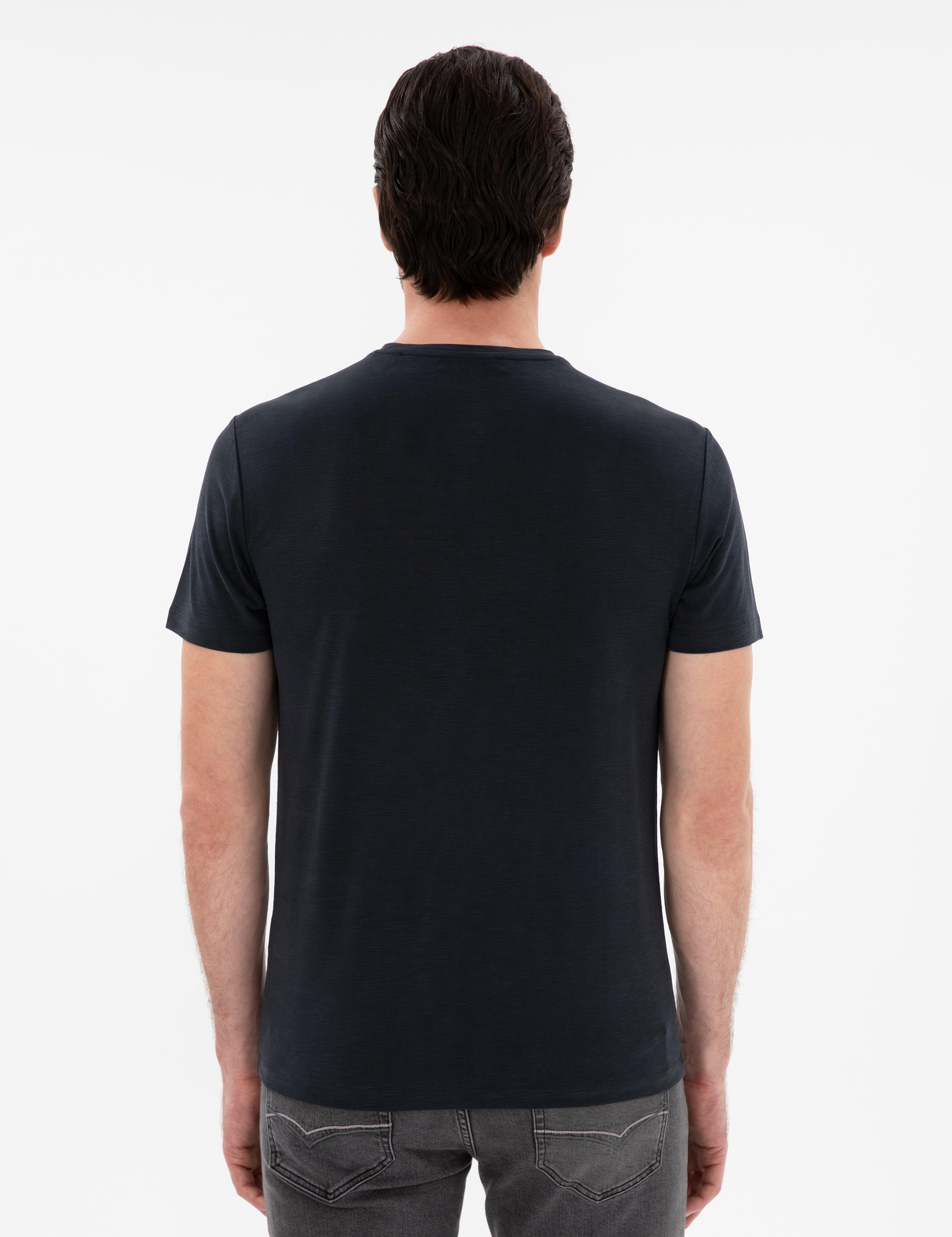 Siyah Slim Fit Bisiklet Yaka Desenli T-shirt - 50302274020