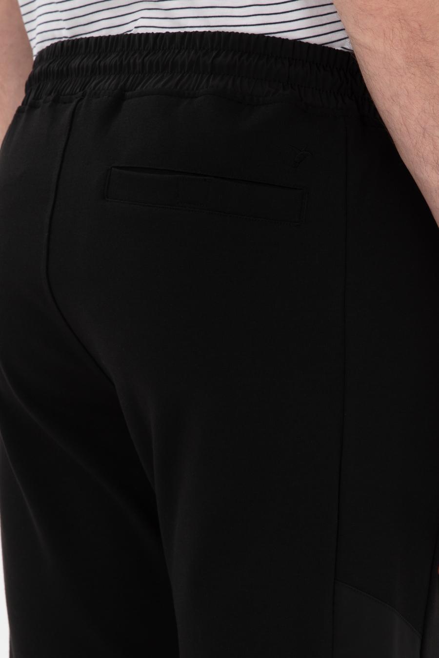 Siyah Slim Fit Günlük Şort - 50300988021