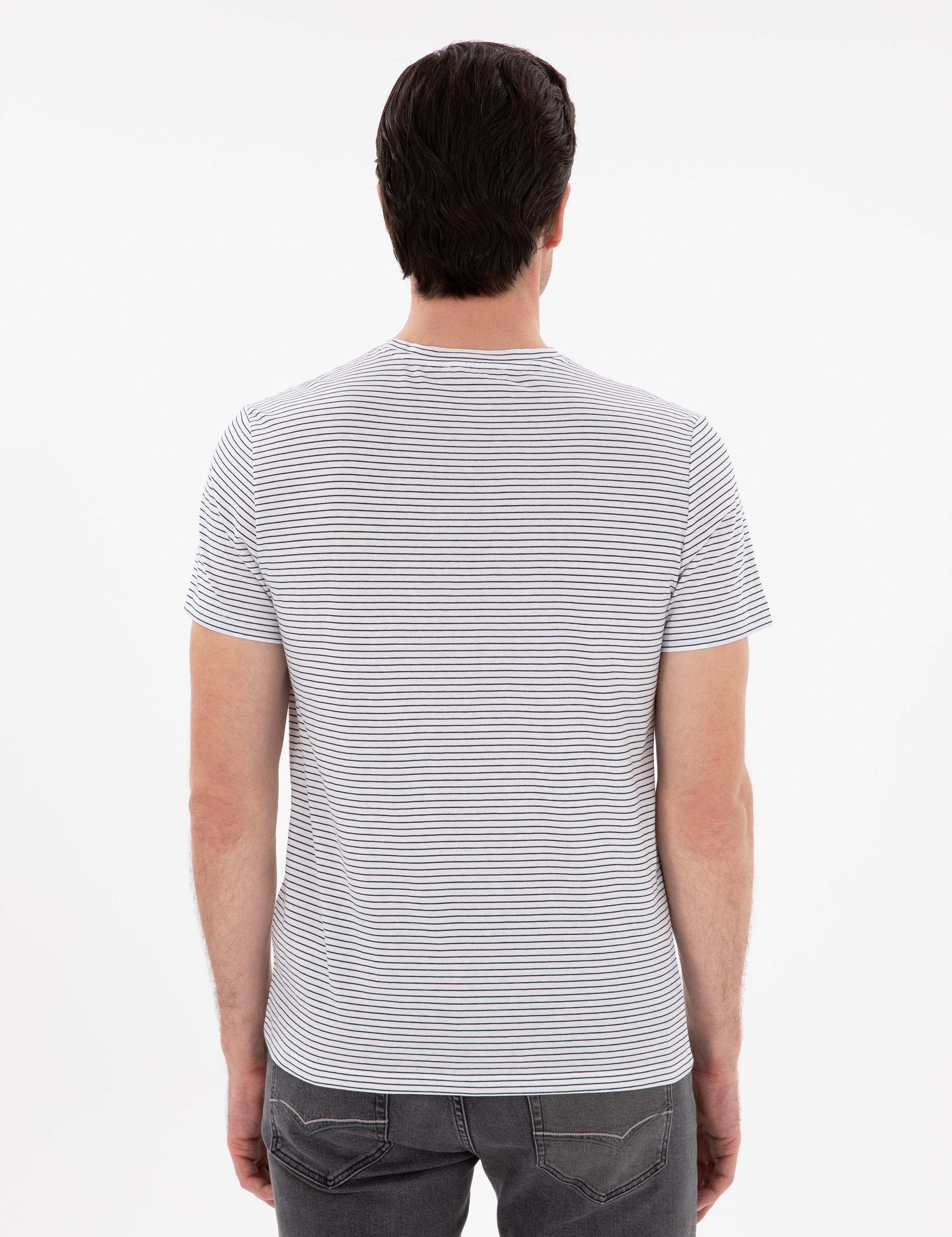 Beyaz Slim Fit Bisiklet Yaka Çizgili T-shirt - 50303384007