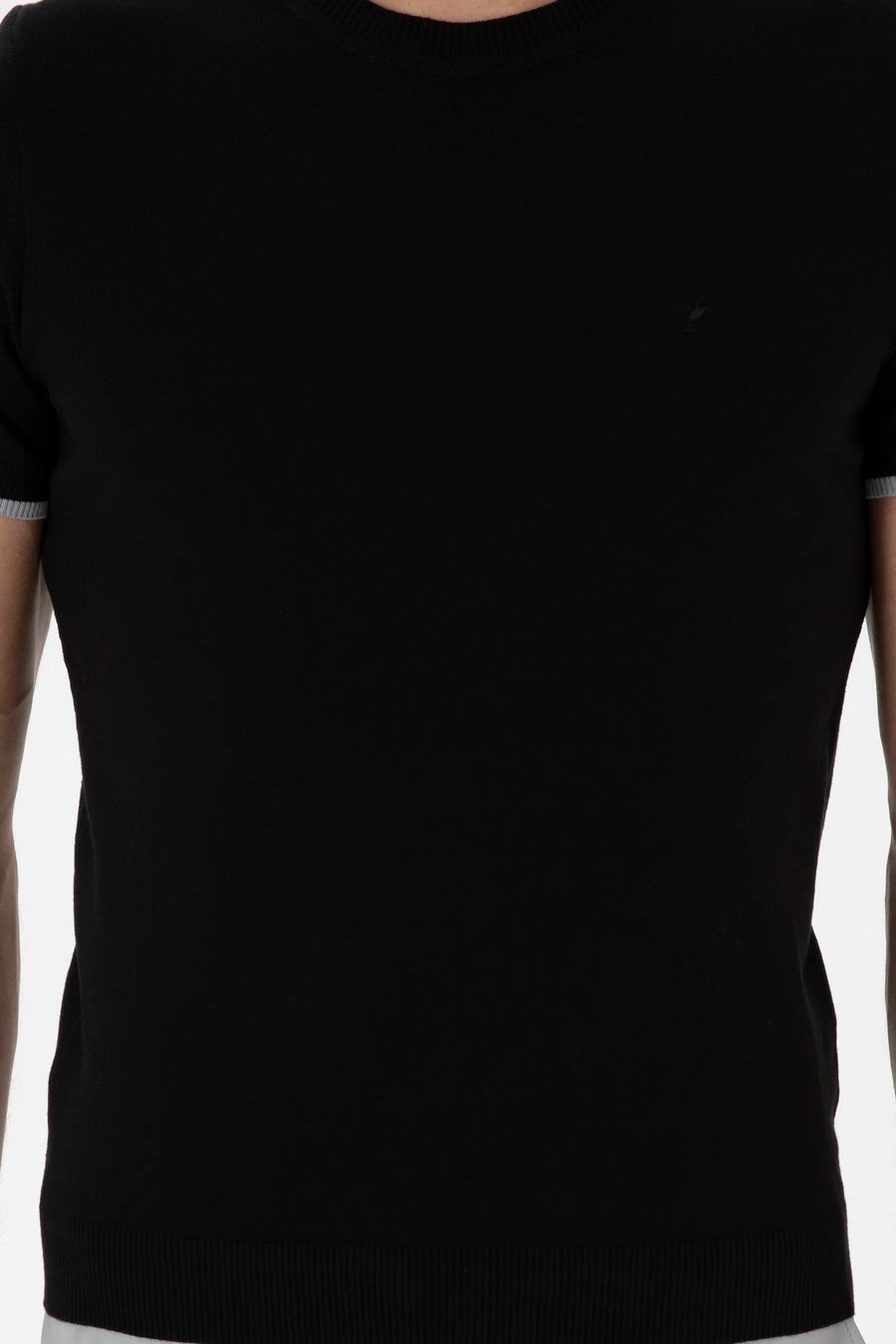 Siyah Slim Fit Bisiklet Yaka Triko T-shirt - 50300809044