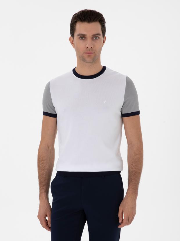 Beyaz Slim Fit Bisiklet Yaka Triko T-shirt