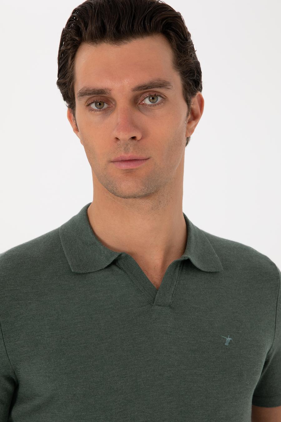 Koyu Yeşil Slim Fit Modal Karışımlı Apaş Yaka Triko T-shirt - 50313020009