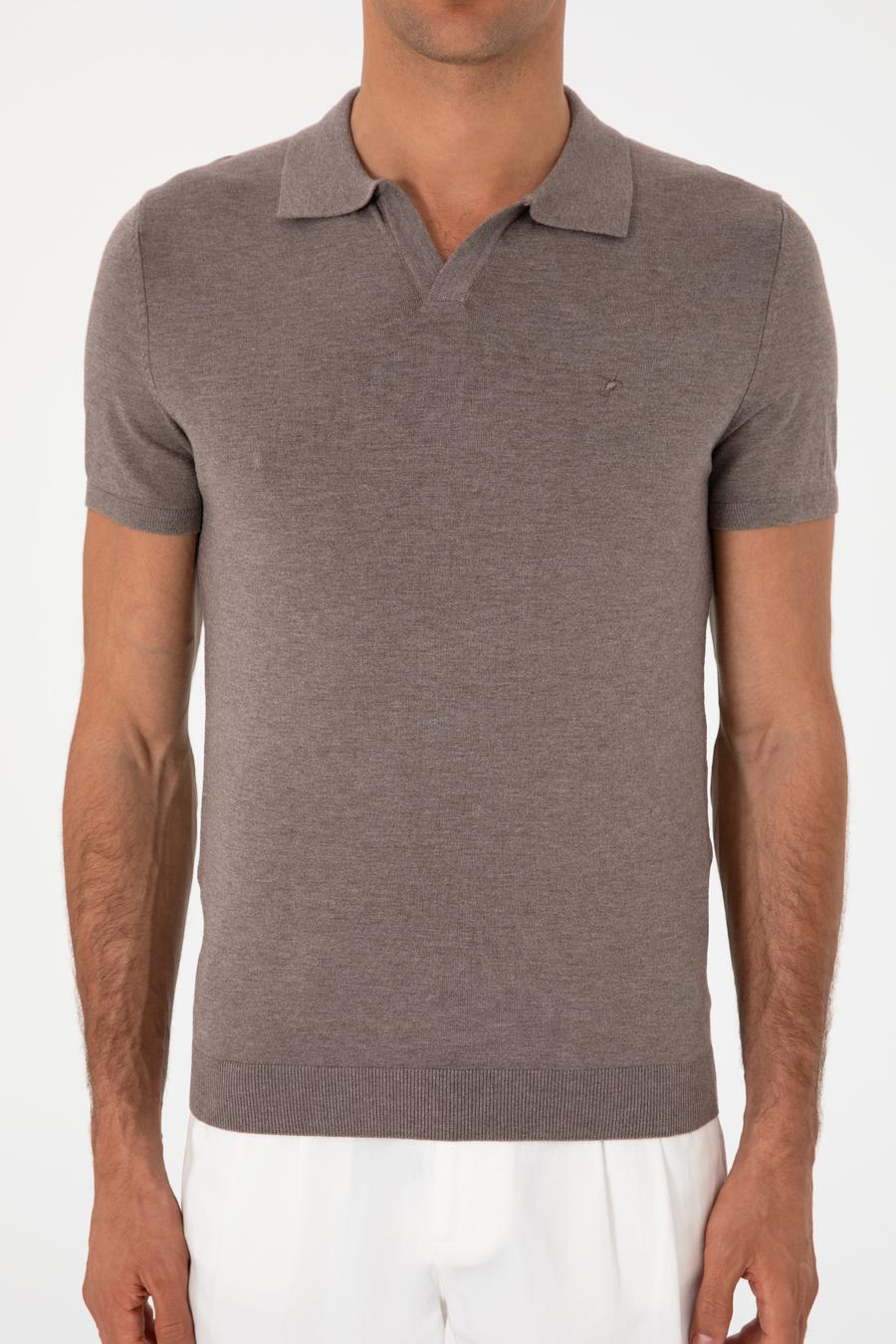 Bej Slim Fit Apaş Yaka Triko T-shirt - 50313020001