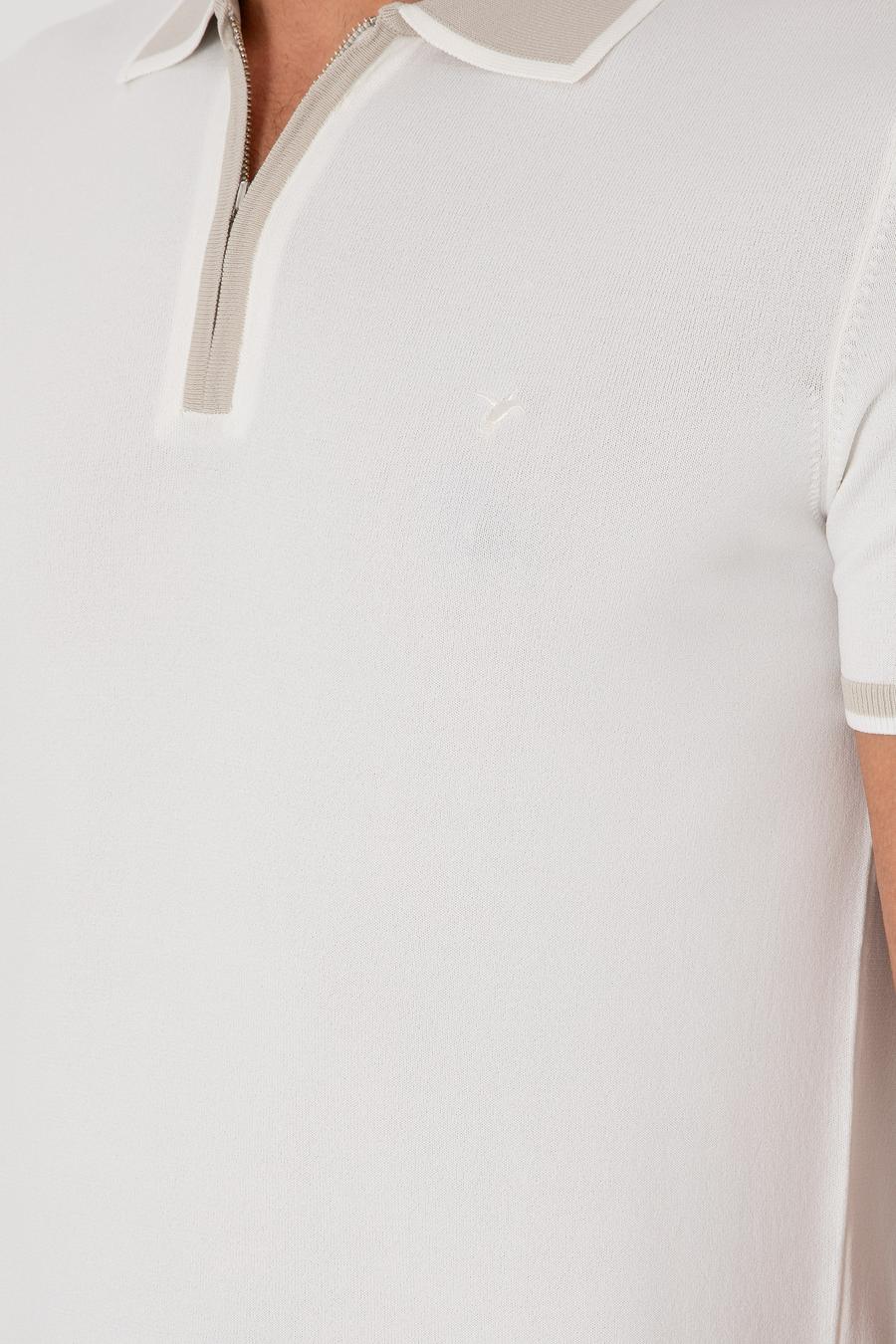 Beyaz Slim Fit Fermuarlı Polo Yaka Triko T-shirt - 50306425002