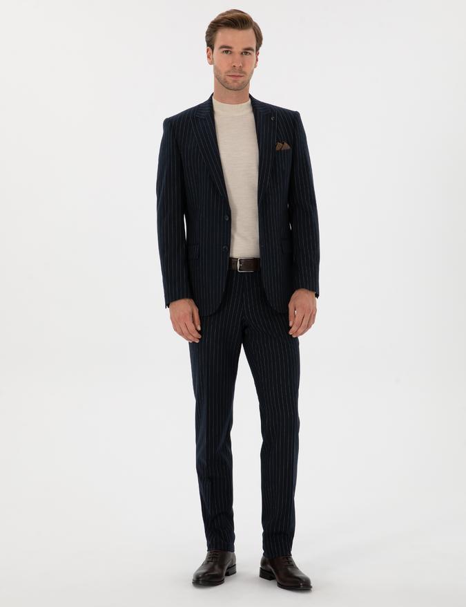 Lacivert Slim Fit Kırlangıç Yaka Çizgili Takım Elbise