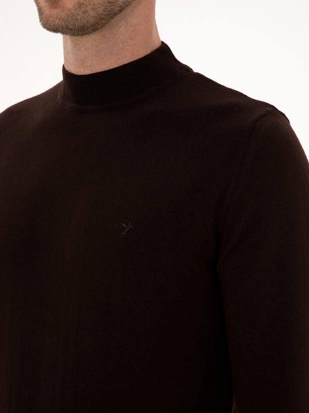 Kahverengi Slim Fit Pamuk Karışımlı Çeyrek Balıkçı Yaka Basic Triko Kazak